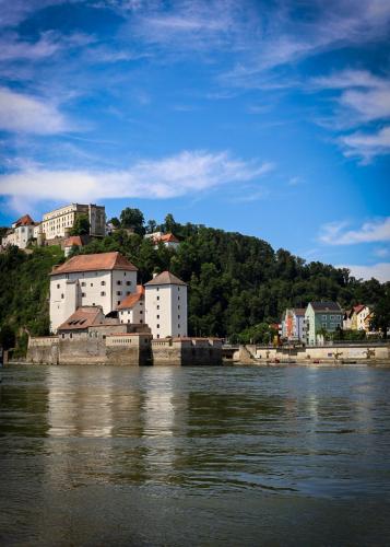 Zusammenfluss von Donau und Ilz mit der Veste Oberhaus