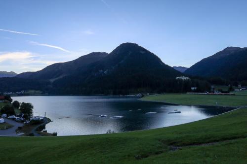 Davoser See am Morgen 