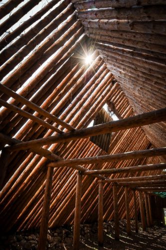 Mit Dachluke zum Öffnen, um den Rauch entweichen zu lassen