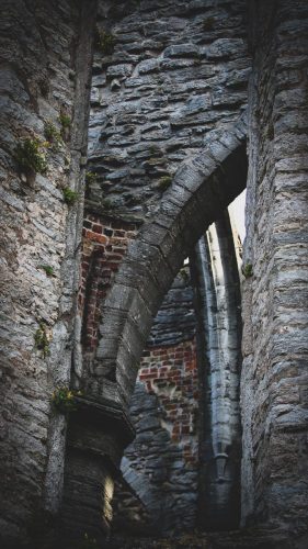 Eine von zahlreichen Kirchenruinen