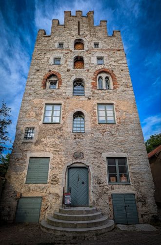 ...Trappagavelhuset - im 13. Jahrhundert erbautes Packhaus, das inzwischen als Schwedens ältestes Mietshaus Bekanntheit erlangt hat